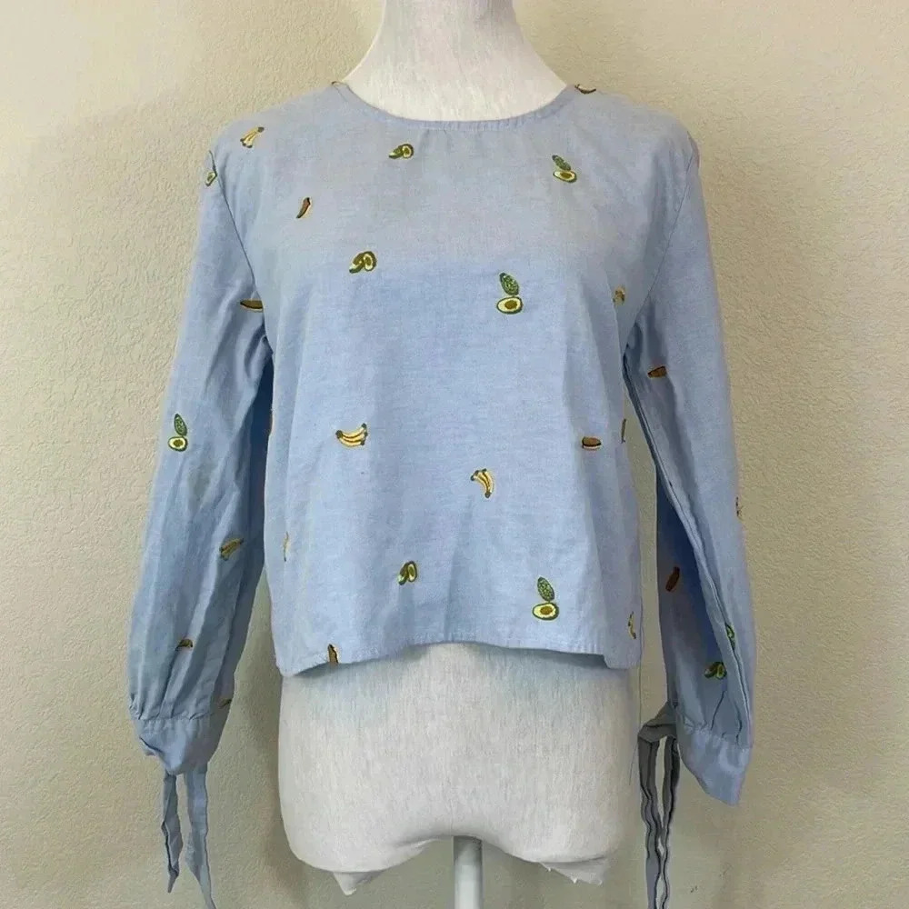 Rebellion again blue avocado/banana long sleeve cropped‎ blouse size small